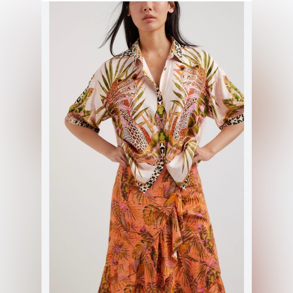 Not for sale Desigual tiger shirt